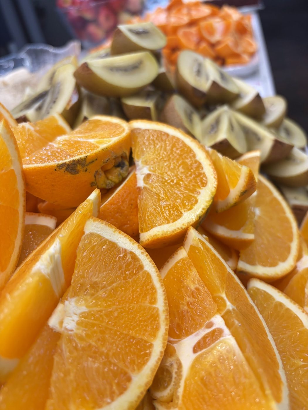 Fresh fruits and dessert options